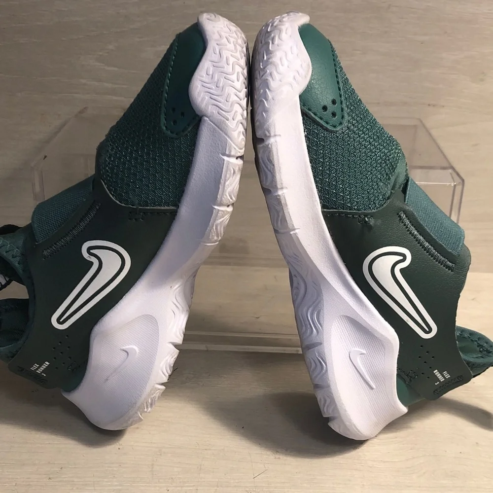 Nike Flex Runner 3 FN1449-300 Baby/Toddler Green/White Size 9C
